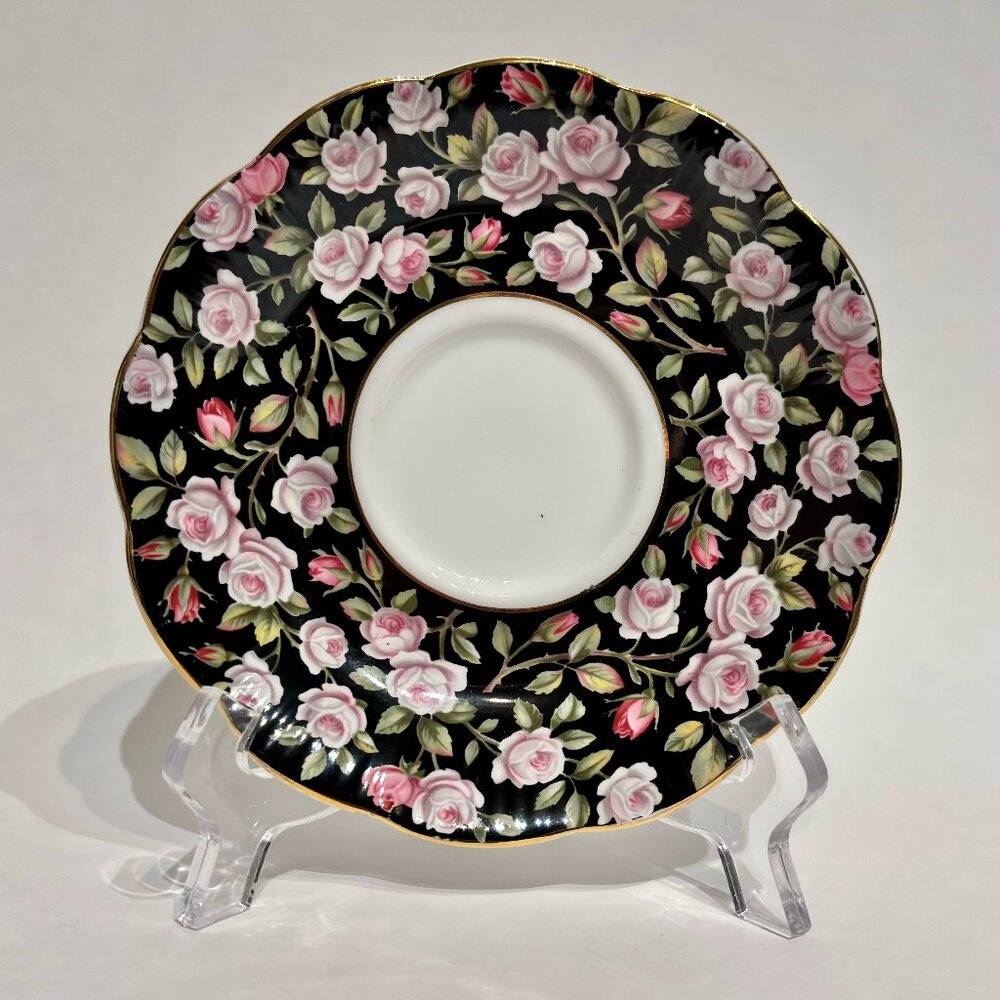 Royal Albert Merrie England Series Alton Bone China Saucer Made in England 5.5"